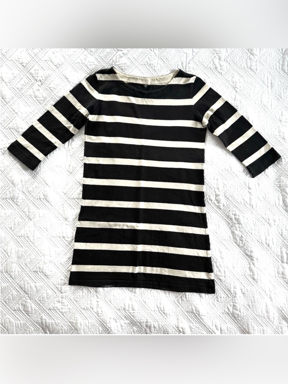 Uniqlo Black and Cream 100% Cotton Knit 3/4 Sleeve Mini Dress